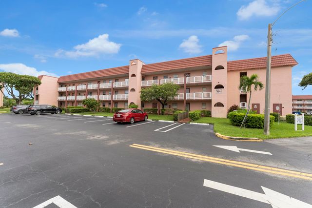 $144,900 | 9641 Sunrise Lakes Boulevard, Unit 306 | Sunrise Lakes