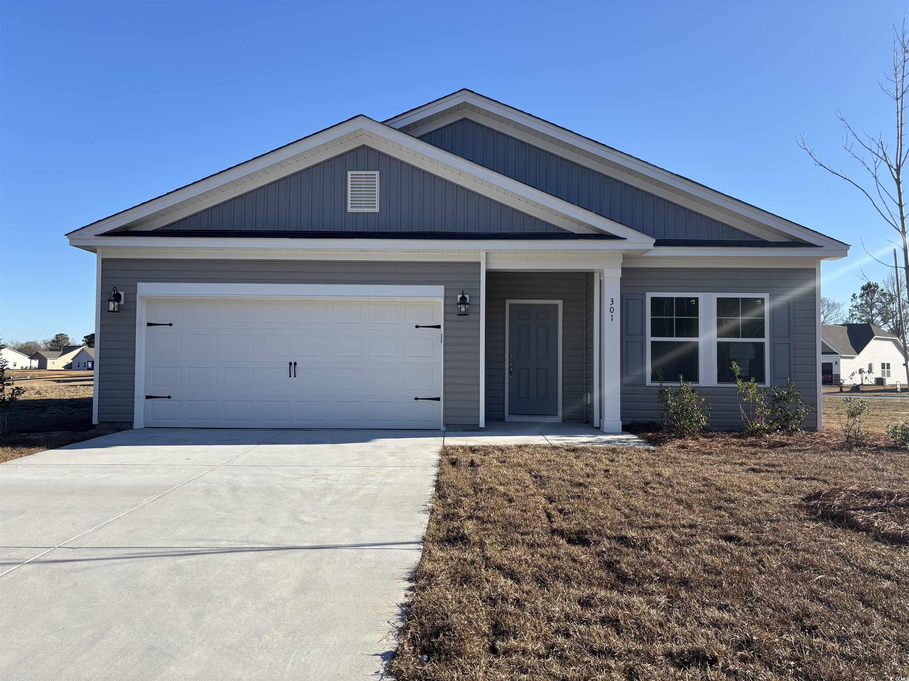 View of front of house featuring a garage