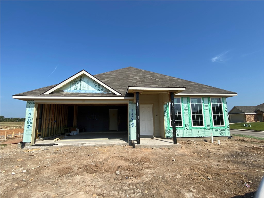 a view of a house with a outdoor space