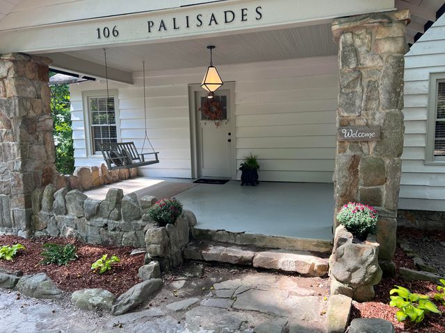 $2,400 | 106 Palisades Drive | Signal Mountain