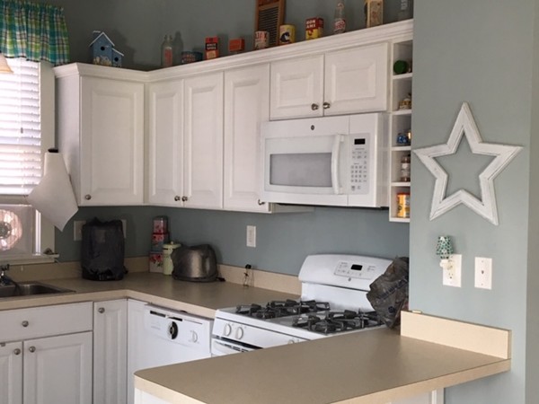 Our Green Farmhouse Kitchen - North of Boston, Massachusetts :  r/AmateurRoomPorn