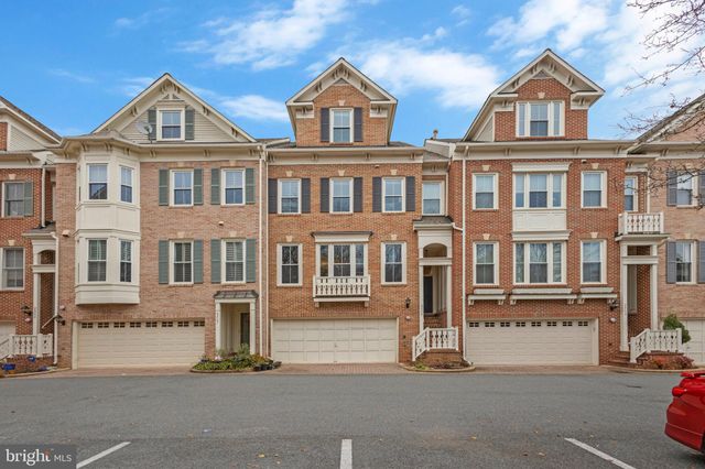 $4,950 | 2305 North Van Buren Court | East Falls Church