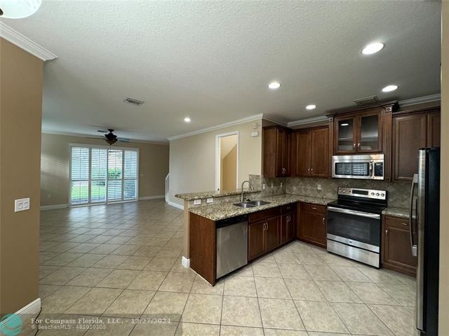 $3,370 | 7791 Deercreek Court | Davie