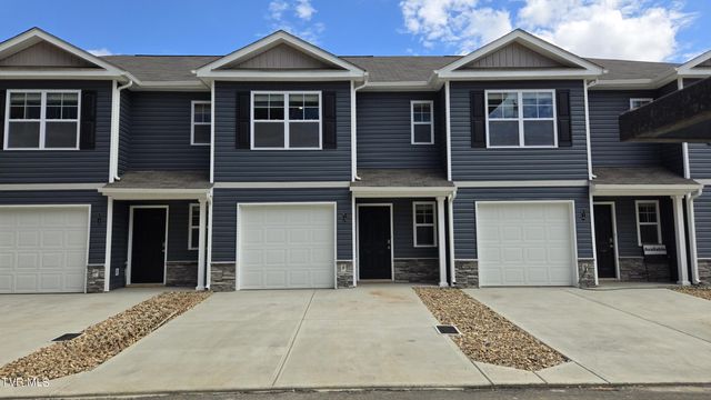 $234,865 | 110 Raceday Center Drive, Unit C3 | Bristol