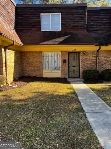 $1,300 | 139 Peyton Place | Harland Terrace