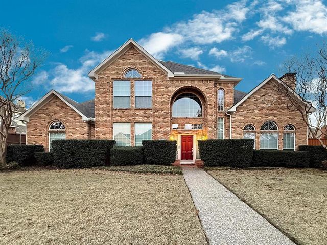 $779,000 | 6117 Winstead Drive | Plano