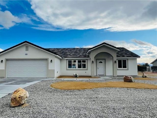 $379,900 | 681 Indian Wells Court | Pahrump