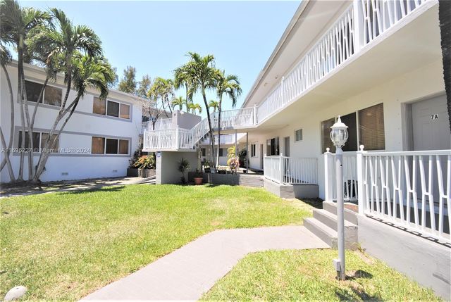 $2,600 | 75 South Shore Drive, Unit 3B | Normandy Shores