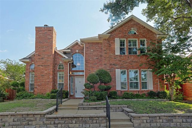 $444,900 | 2332 Havard Oak Drive | Plano