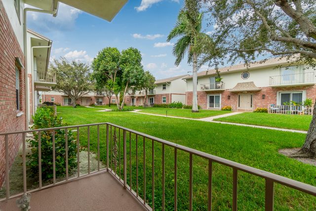 $214,500 | 2025 South Seacrest Boulevard, Unit B | Boynton Beach