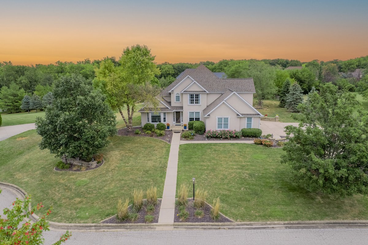 a view of house and outdoor space