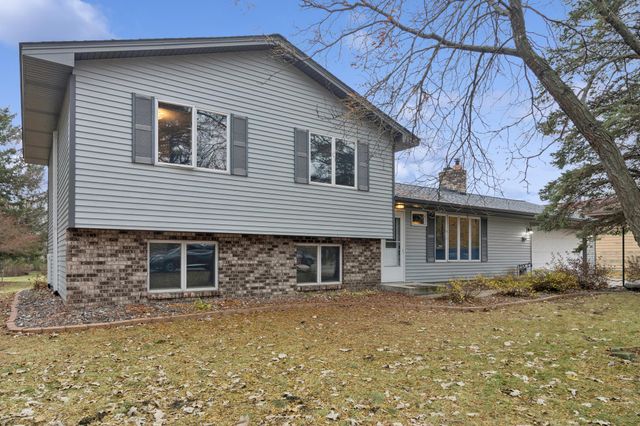 $340,000 | 1304 West River Street | Monticello