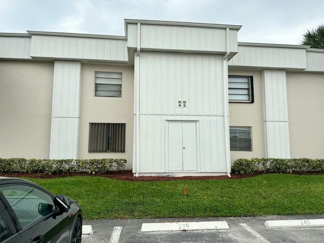 $125,000 | 99 Capri B, Unit C | Kings Point