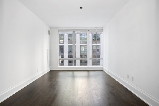 $8,395 | 50 Riverside Boulevard, Unit 6F | Upper West Side