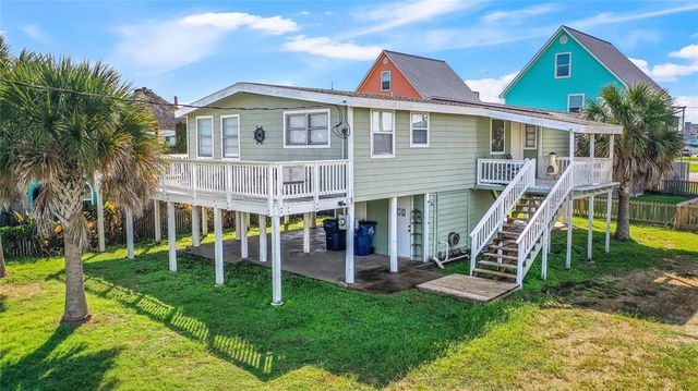 $367,000 | 319 Driftwood Court | Surfside Beach