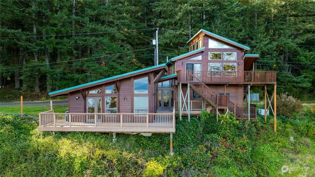 $775,000 | 3080 Hales Passage Drive | Lummi Island