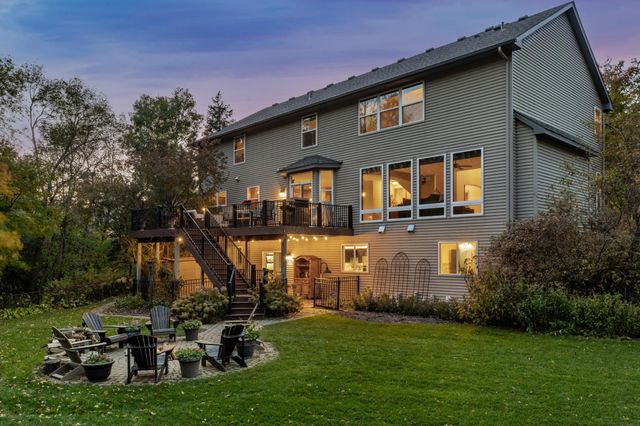 $1,050,000 | 6674 Fountain Court North | Maple Grove