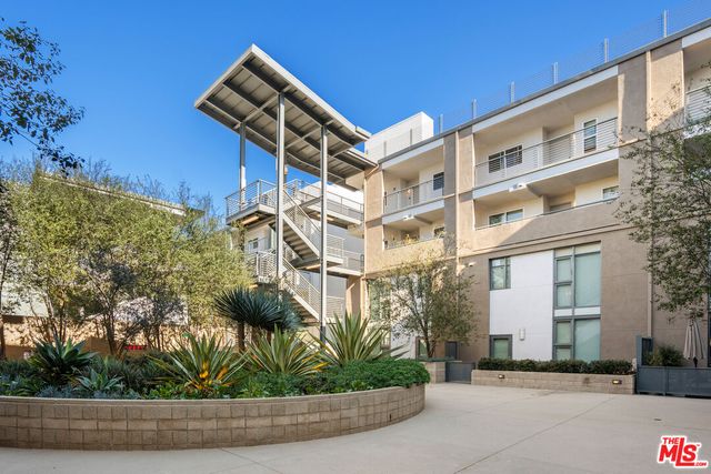 $5,000 | 13045 Pacific Promenade, Unit 115 | Playa Vista