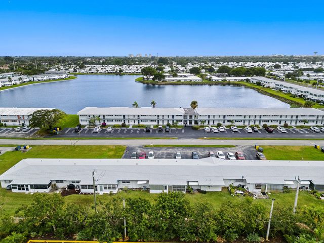 $2,000 | 1119 Lake Terrace, Unit 114 | Leisureville