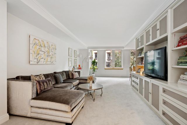 $2,395,000 | 188 East 78th Street, Unit 4D | Upper East Side