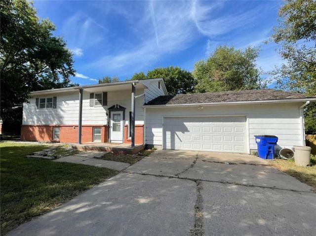 $152,000 | 510 Wheatland Drive | Junction City