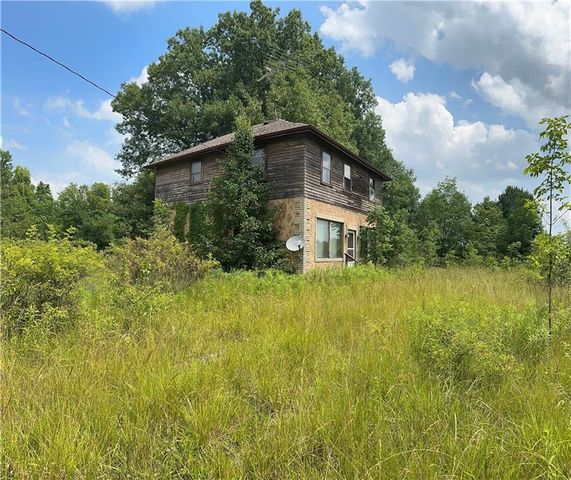 $169,900 | 1165 Vernon Road | Pymatuning Township - Mercer County