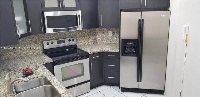 $2,500 | 9411 Fontainebleau Boulevard, Unit 21325 | Fountainebleau