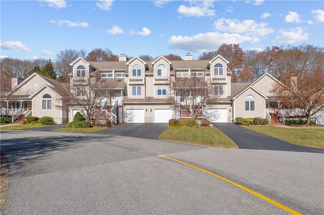 $344,900 | 199 River Farms Drive, Unit 199 | Wakefield Hill