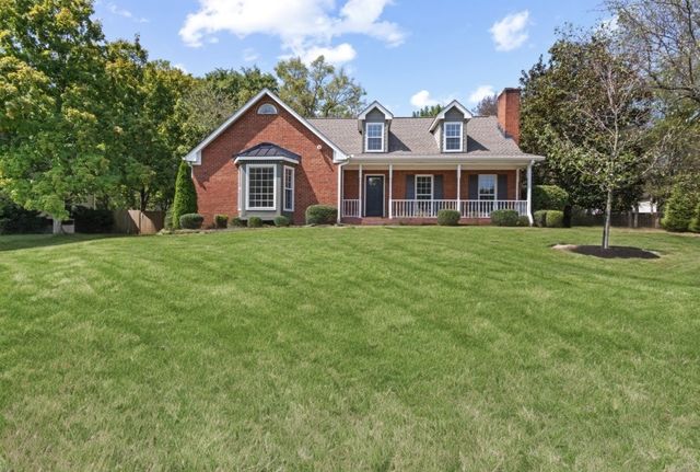 $1,175,000 | 6625 North Creekwood Drive | Brentwood