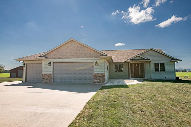 $509,900 | N12991 Larkspur Road | Trempealeau Town