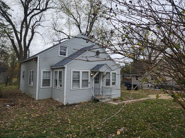 $219,900 | 7219 Hiawatha Drive | McHenry Township - McHenry County