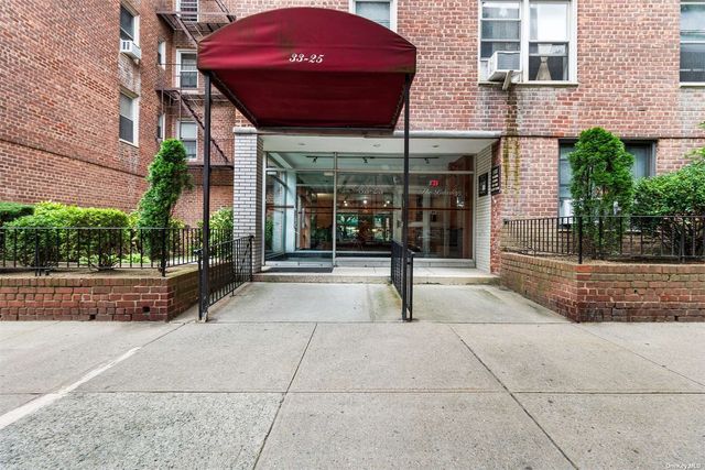 $244,000 | 33-25 92nd Street, Unit 2E | Jackson Heights