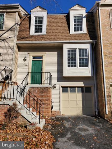 $2,700 | 14522 Cambridge Circle | Laurel Lakes