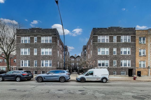 $232,000 | 4866 North Ashland Avenue, Unit 1E | Uptown Chicago