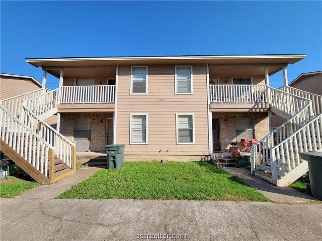 $895 | 2907 Prairie Flower Circle, Unit A | Bryan