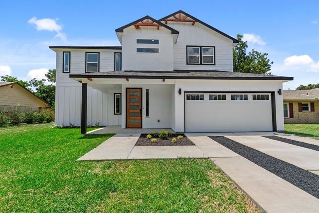 $498,500 | 2307 Lathan Lane | Taylor