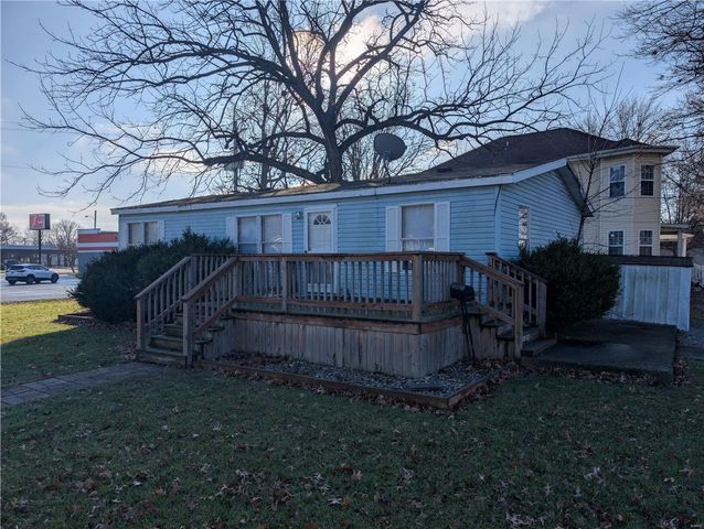 $65,000 | 720 North Madison Street | Litchfield