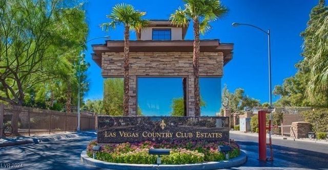 $2,999 | 3055 Bel Air Drive | Las Vegas Country Club Estates