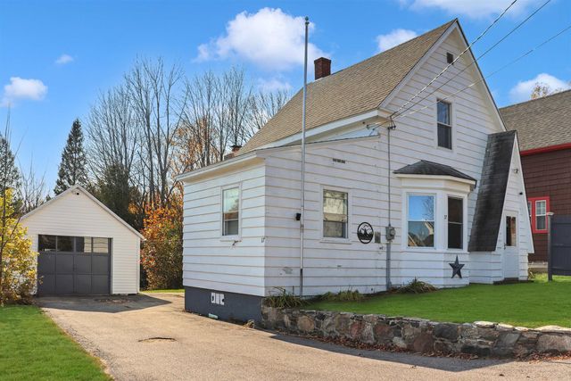 $225,000 | 17 2nd Street | Gorham