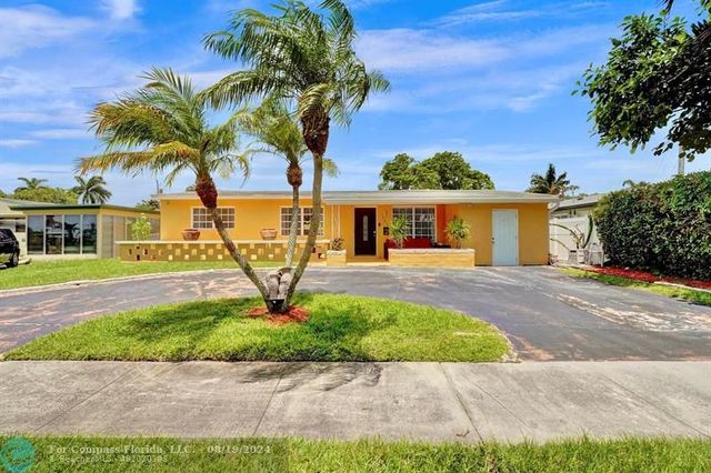 $635,000 | 133 Northeast 2nd Avenue | Dania Beach