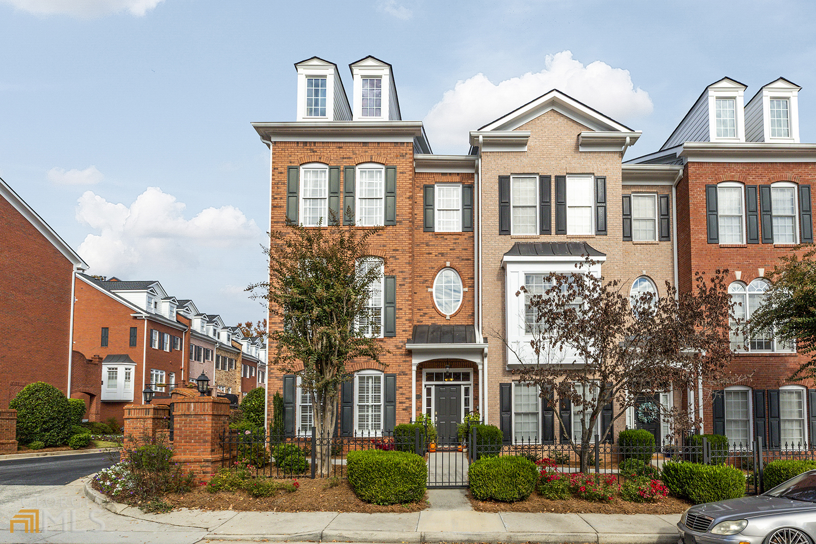 Brookhaven GA Townhomes & Townhouses For Sale - 28 Homes