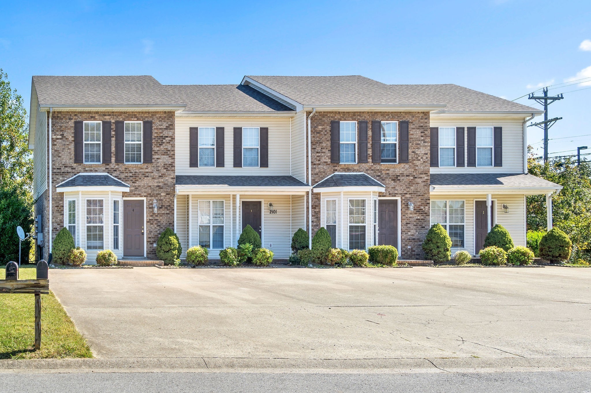 a front view of multiple houses