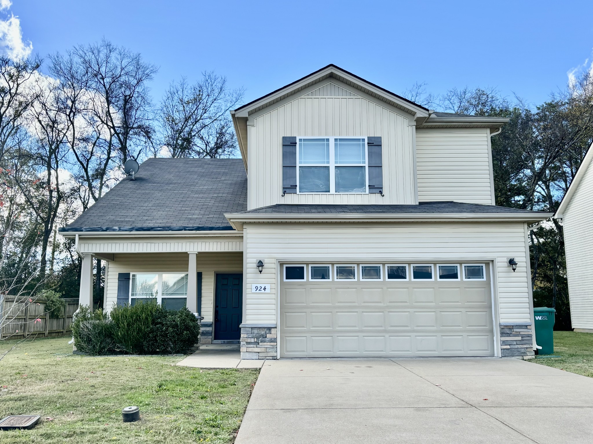 Triple Stewarts School District! This 3 Bedroom, 2.5 Bath home is well maintained and ready for a new buyer!