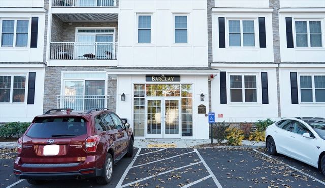 $850,000 | 320 Middlesex Avenue, Unit B108 | Wellington