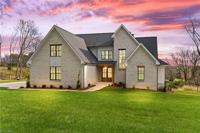 $1,268,750 | 7930 Valley View Drive | Clemmons