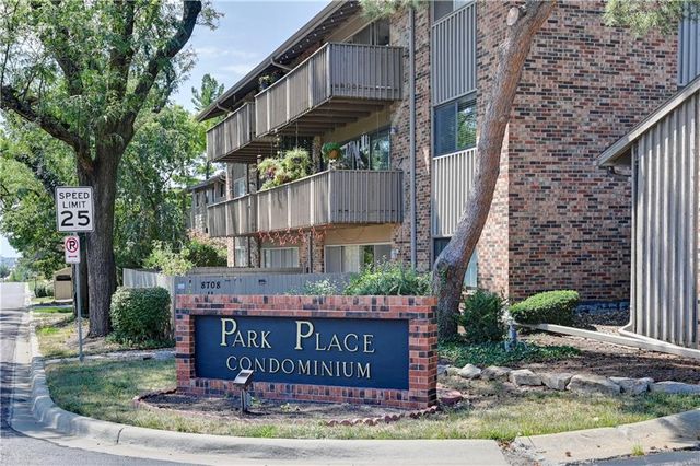 $195,000 | 8740 Metcalf Avenue, Unit 101 | Shawnee Mission