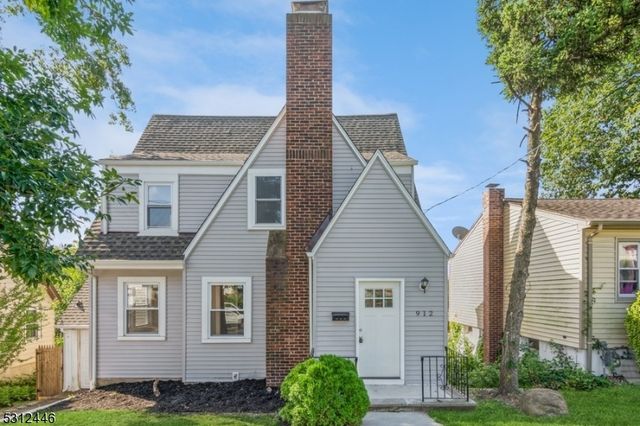 $539,900 | 912 West Chestnut Street | Union