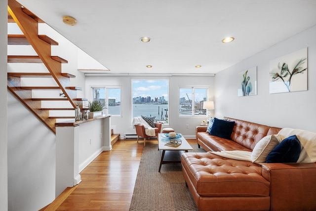 $649,000 | 6 Ferry Street, Unit 6 | Lower Broadway