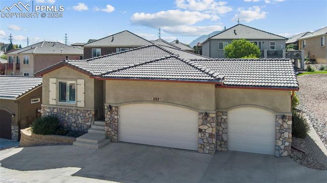 $685,000 | 2169 Lone Willow View | Central Colorado City