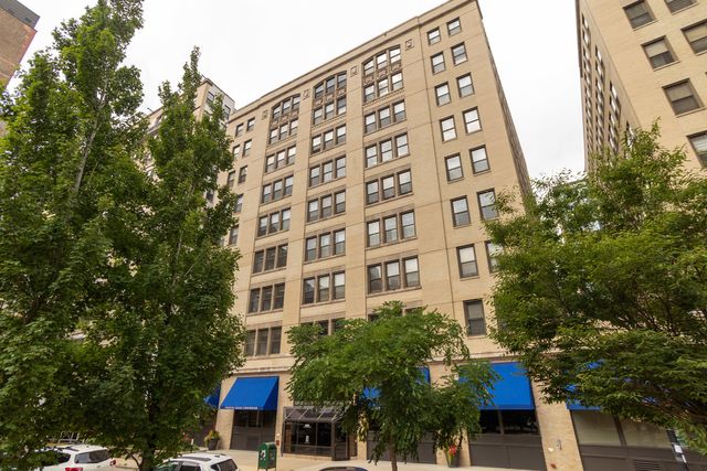 $310,000 | 680 South Federal Street, Unit 602 | Printer's Row